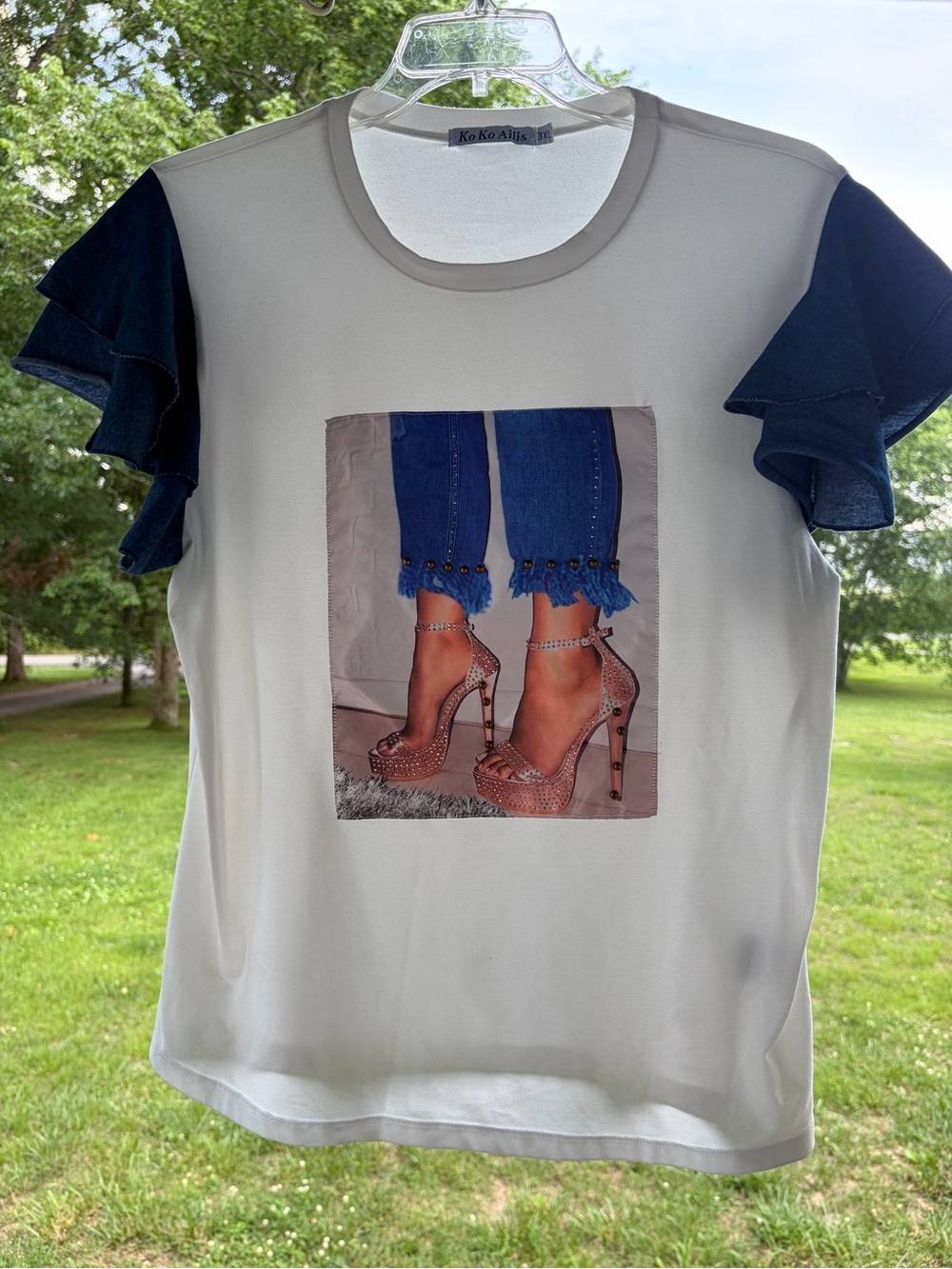 High heel denim ruffle Sleeves with rhinestones shirt. Label 3x measure a size L